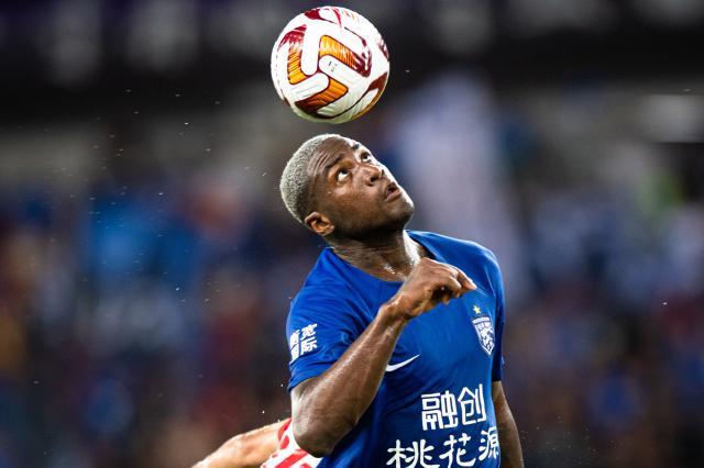 乐竞体育平台-浙汉之战上演新老射手王对决 谁是中超第一大杀器