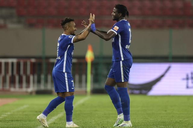 乐竞体育平台-三镇外援到齐吹响南征号角 佩德罗：需降低兴奋度！